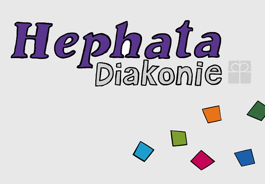 Das ist eine Zeichnung. Die Zeichnung zeigt das Logo von Hephata. Das Logo ist der Name: Hephata Diakonie. Das Wort Hephata ist mit der Farbe Dunkellila geschrieben. Dunkellila ist die Farbe von Hephata. Unter dem Namen Hephata sind bunte Vier-Ecke. Die Vier-Ecke stehen für die Bereiche von Hephata. Jeder Bereich hat eine Farbe. Und die Vier-Ecke heißen auch: Hephata ist offen für alle Menschen.