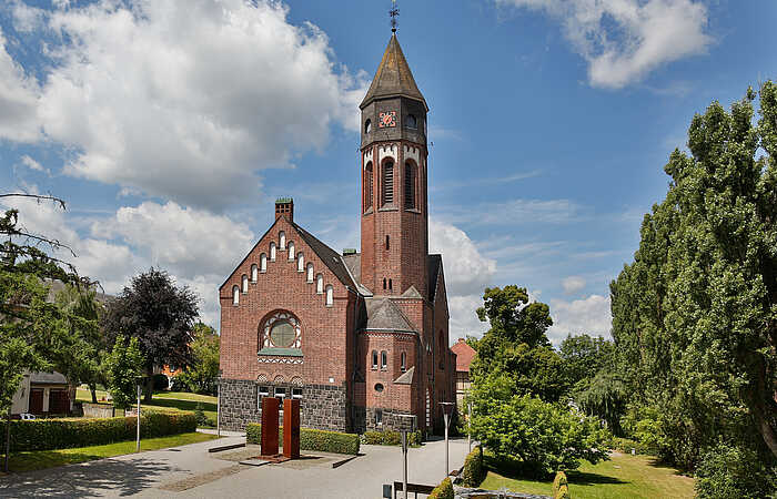 Im Rahmen der Reihe "Musik zum Wochenschluss" musizieren am 1. November rund 70 Blechbläser in der Hephata-Kirche.